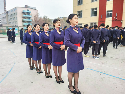 女孩学航空专业好就业吗？